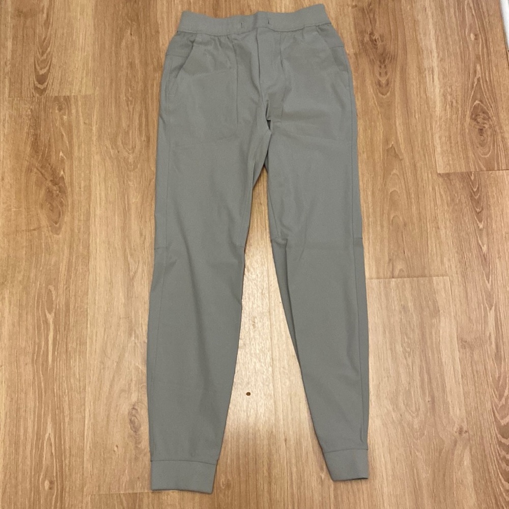 Lululemon ABC Jogger Tall 32” (size M, color Carbon Dust)